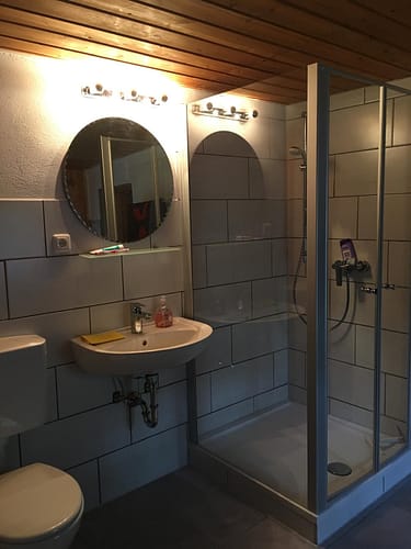 883f2ac7-47d6-44af-a84f-87f5731f45d2